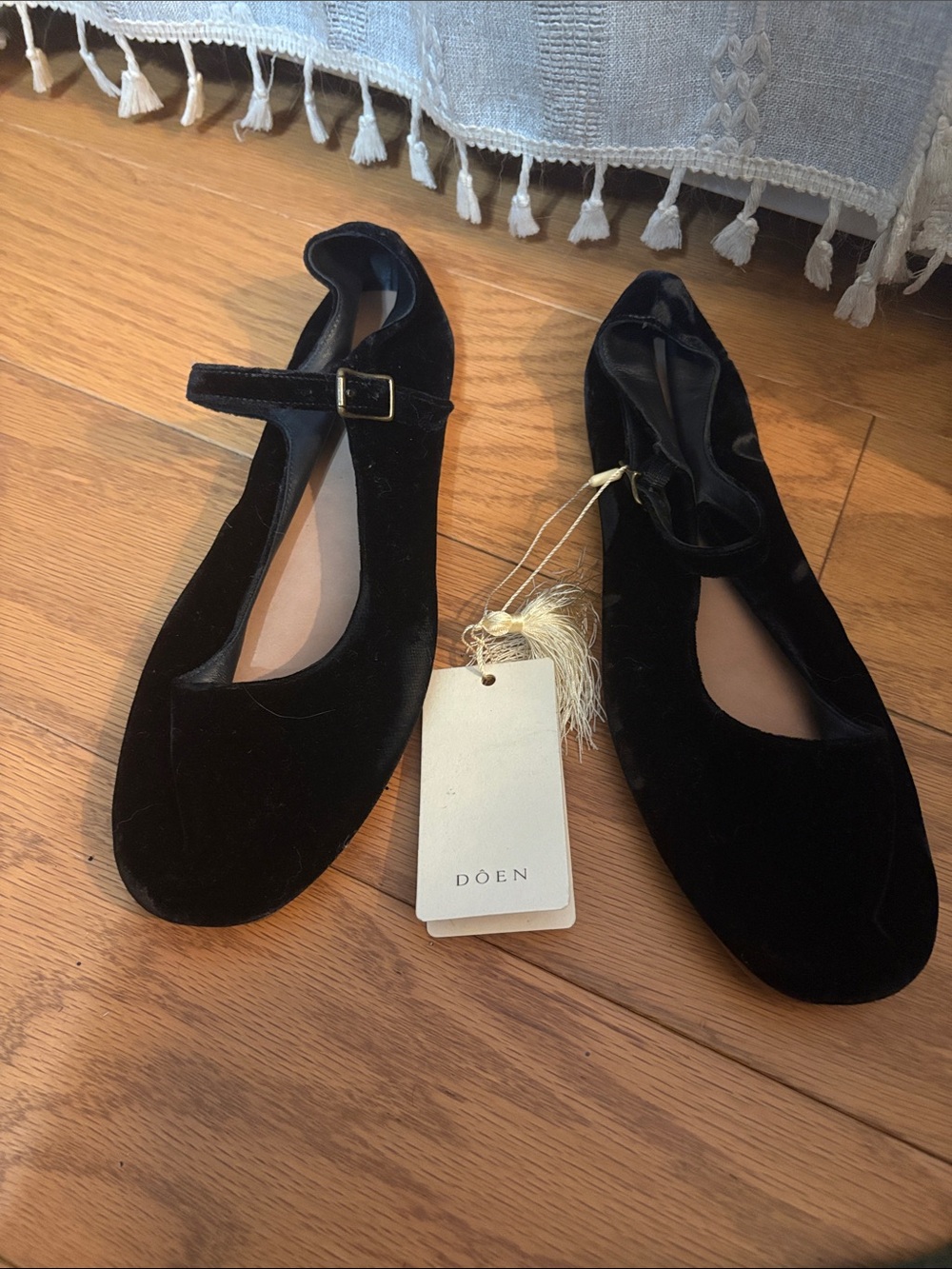 Doen Black Velvet Mary Jane Flats